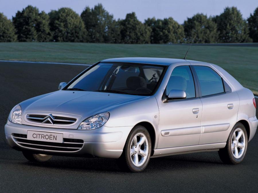  Citroen Xsara Hatchback 2000 года  (фото 2 из 8)